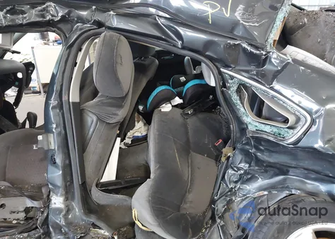 2013 Chevrolet Impala Ls z USA, uszkodzony, nr VIN 2G1WF5E33D1155783